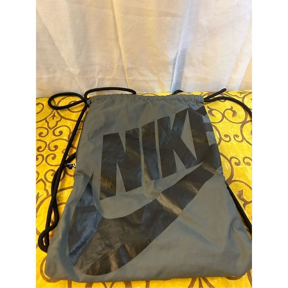 Nike cinch bag sack sak‎ black gray (some discoloration) backpack 13x17"